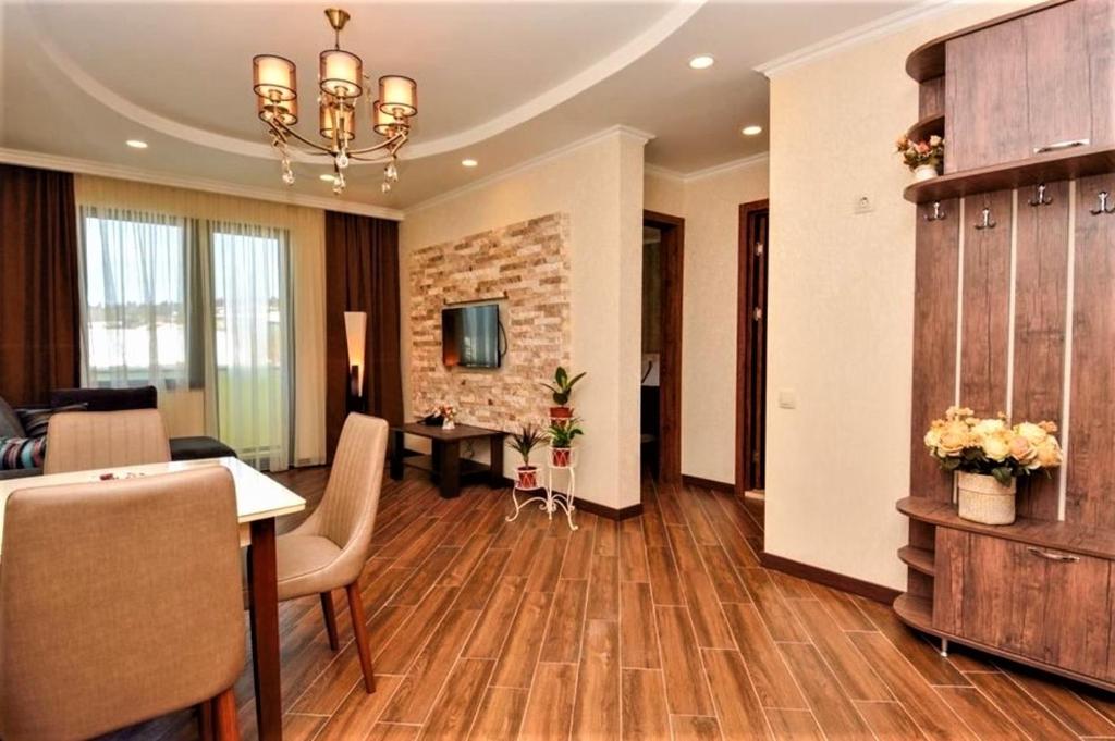 Two-Bedroom Apartment – Room Only