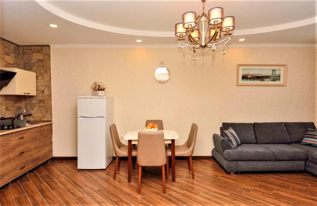 Two-Bedroom Apartment – Room Only