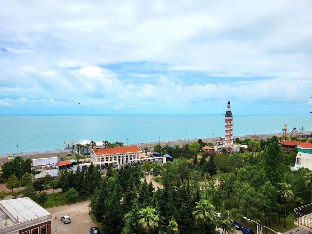 One-Bedroom Apartment with Balcony – Room Only