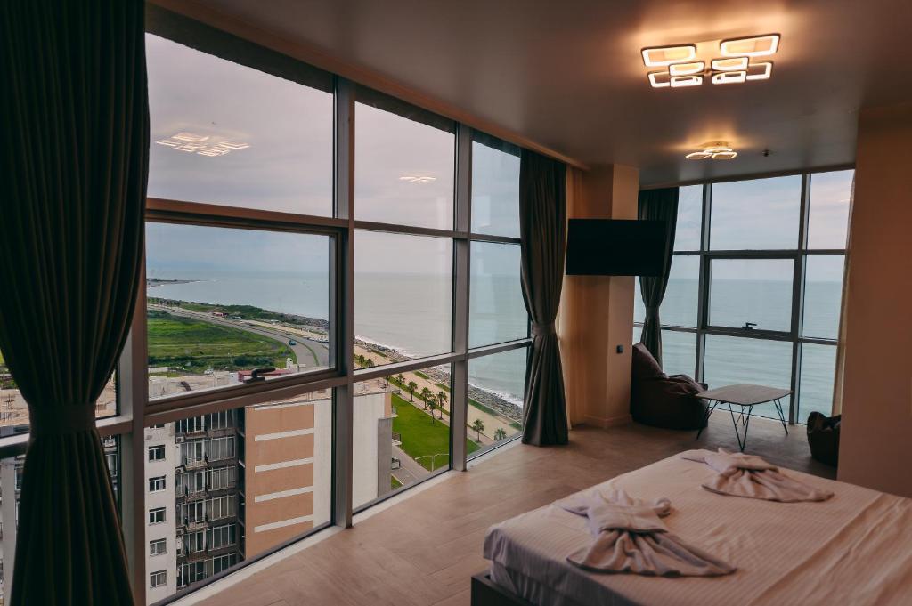 Superior King Size Room – Room Only