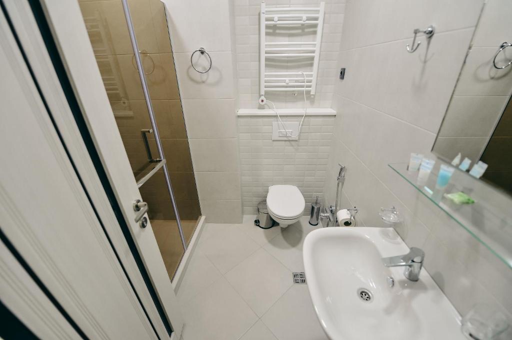 Superior King Size Room – Room Only