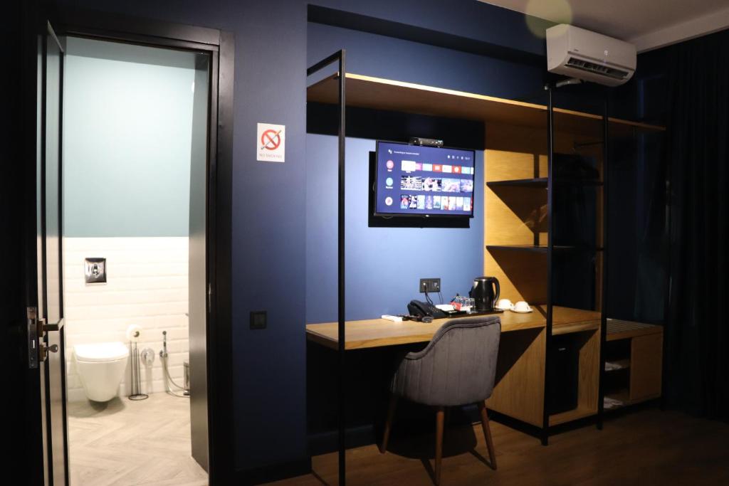 Economy Quadruple Room – Room Only