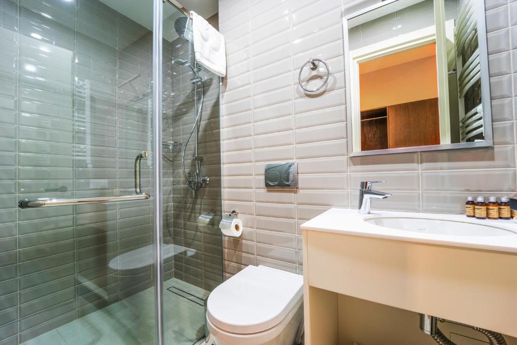 Standard Twin Size Room – Included Breakfast
