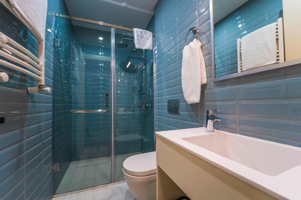 Standard Twin Size Room – Included Breakfast