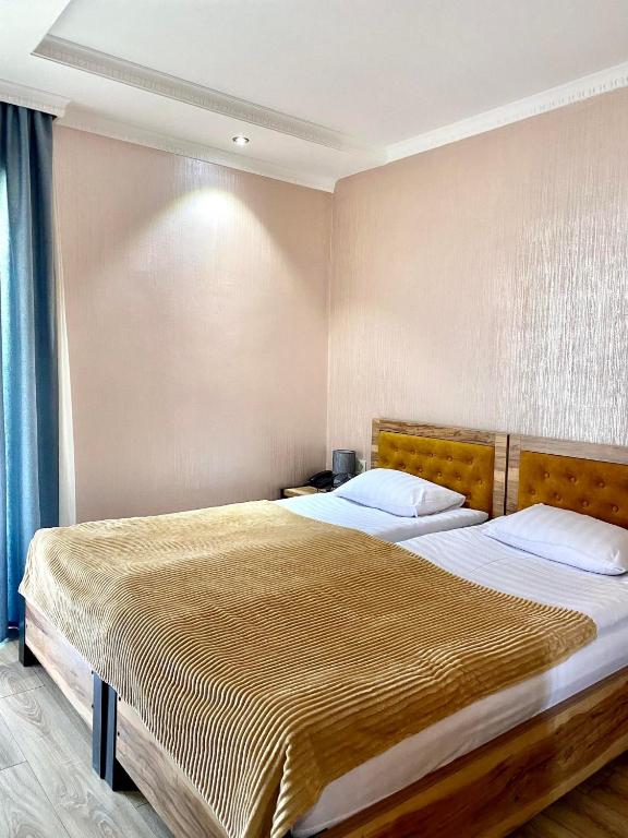 Standard Twin Size Room – Room Only