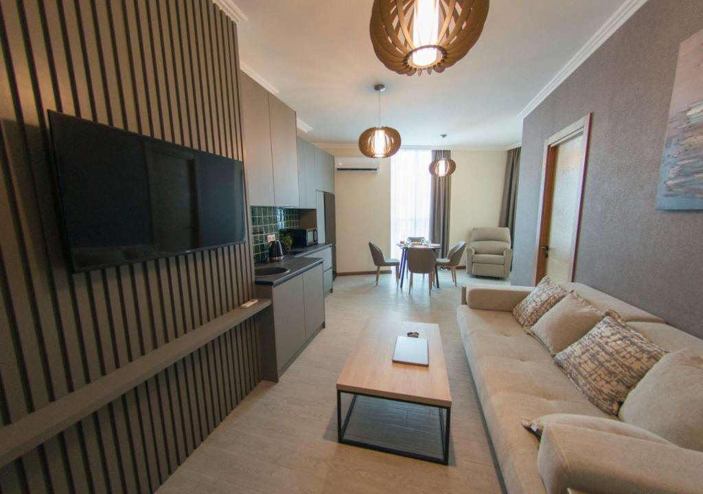 Family Suite – Room Only