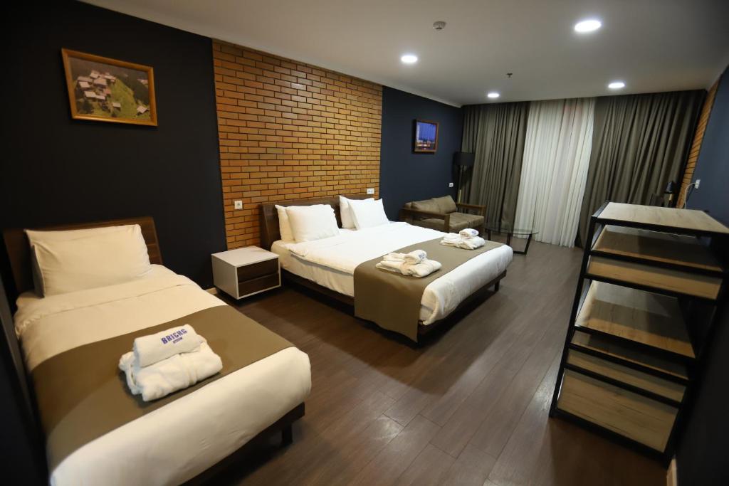 Family Room With Terrace – Room Only