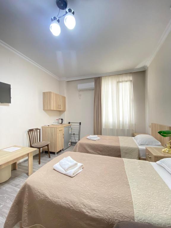 Standard Twin Size Room – Room Only