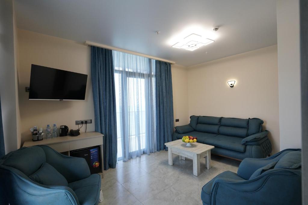 Premium Quadruple Room – Room Only