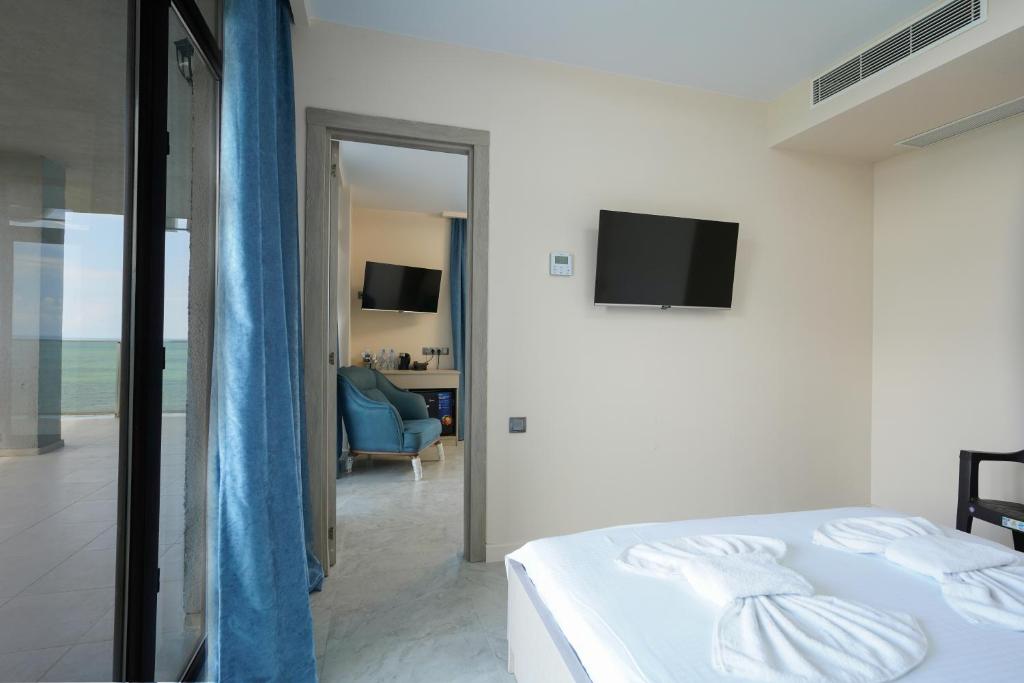 Premium Quadruple Room – Room Only