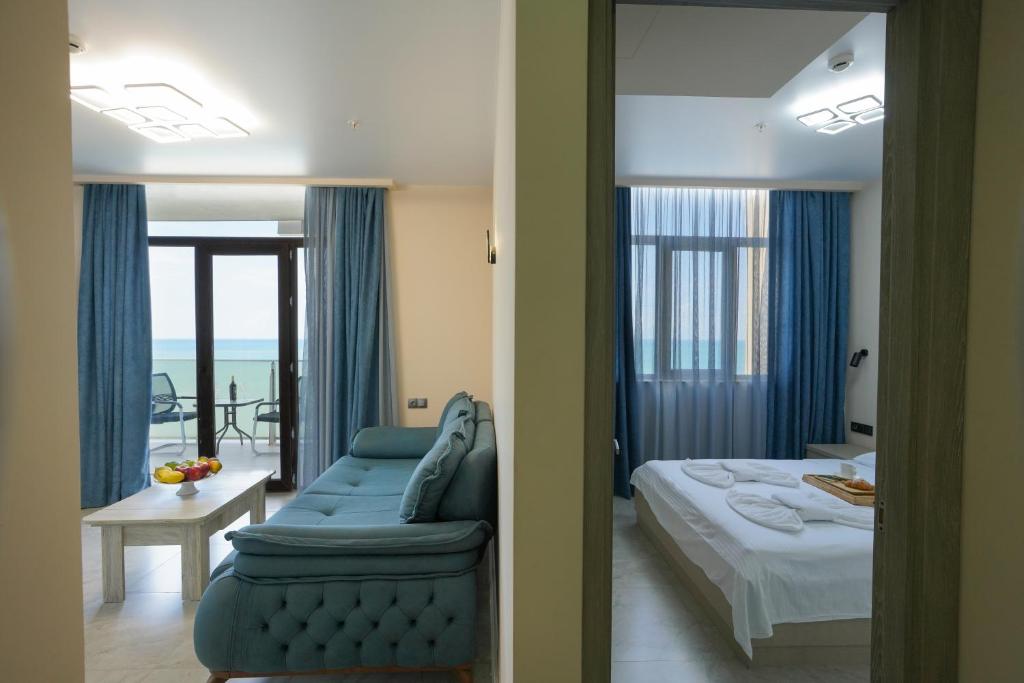 Premium Quadruple Room – Room Only