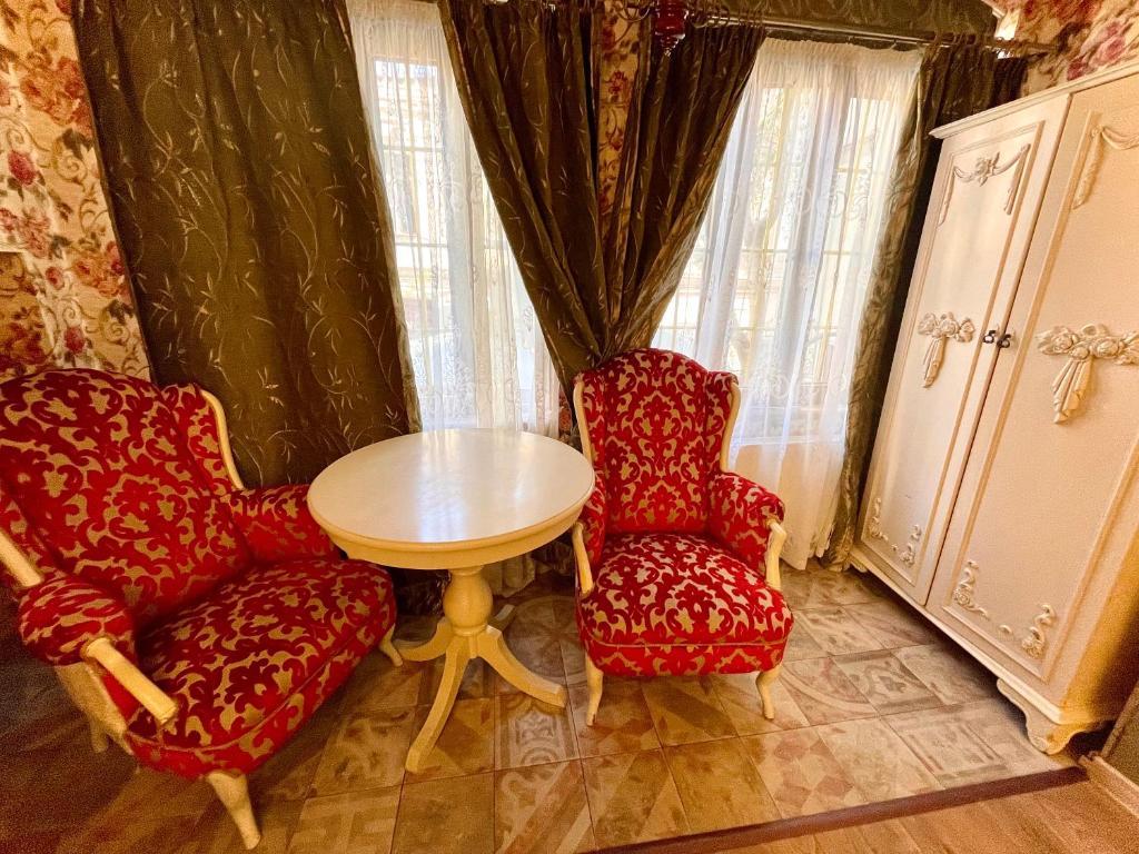 Standard Family Room – Room Only
