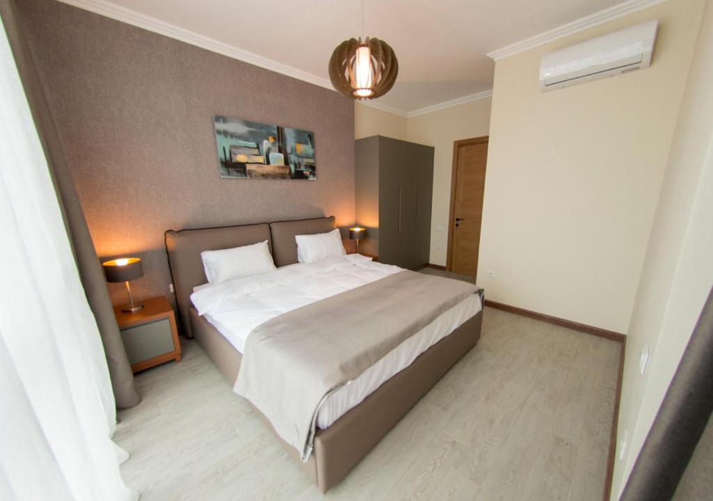 Family Suite – Room Only