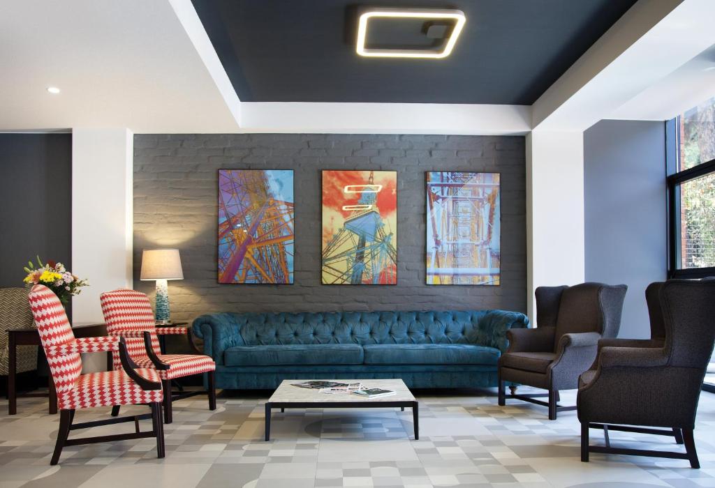 Standard King Size Room – Room Only